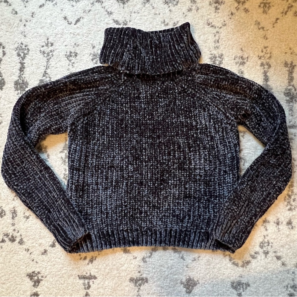 Mags & Pye Dark Gray Chenille Cropped Turtleneck Sweater